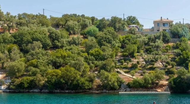 Коттедж Villa Chriselia - 3 Bedrooms With Sea Access