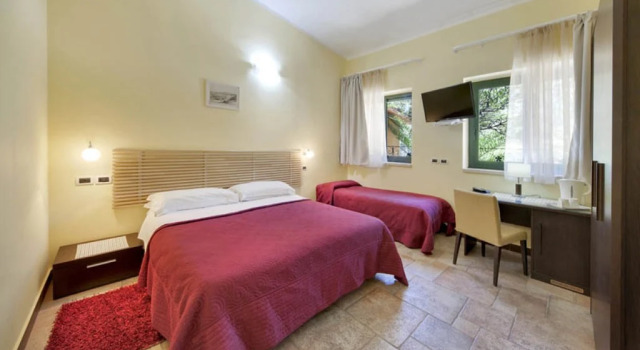 Трёхместный номер Standard Casale Romano Resort e Relais