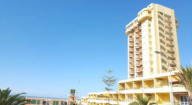 Villa Los Cristianos, Book Hotel Hotels in Tenerife with Parking, Parking