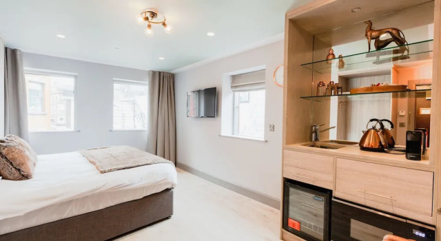 Люкс Clarendon Suites