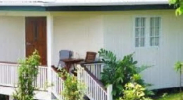 Bungalow Five Princes Hotel