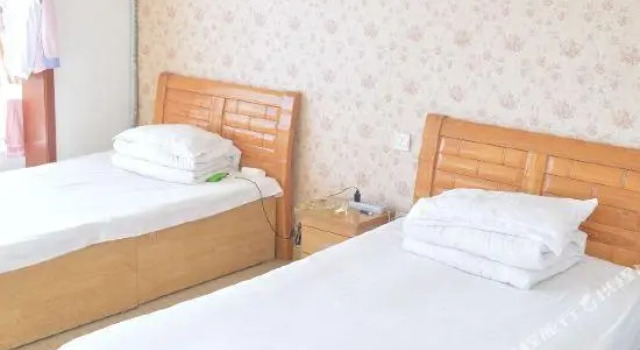 Xuefeng Hotel, Забронировать Отель Циндао 