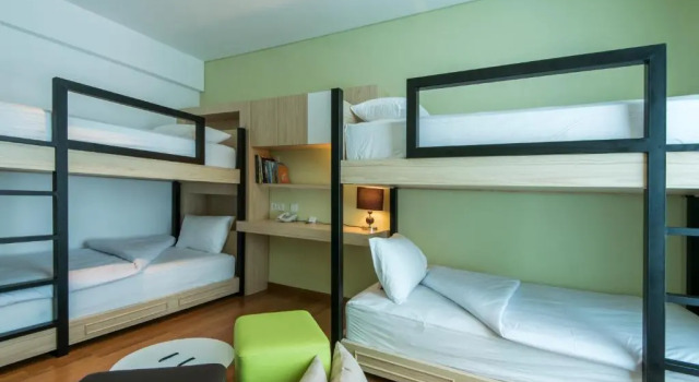 Четырёхместный номер Yans House Hotel