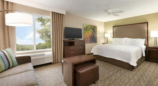 Трёхместный люкс Homewood Suites By Hilton Hartford Manchester
