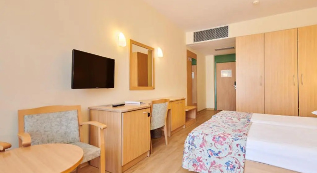 Номер Premium с балконом Hotel Aurora Plava Laguna