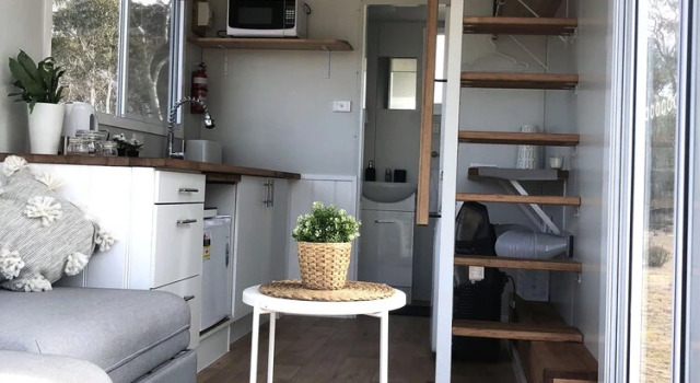 Saddle Camp Tiny House by Tiny Away, Забронировать Отель Брейдвуд Новый Южный Уэльс