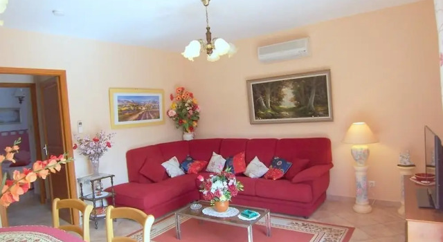 Orinella Rossa - SWIMMING POOL IN RESIDENCE Chalet 2, Забронировать Шале Отели Вентизери с парковкой, Парковка