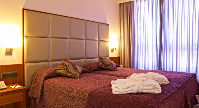 Protur Turó Pins Hotel
