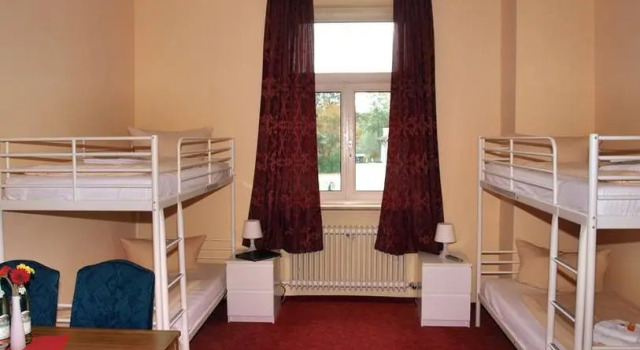 Четырёхместный номер Standard Das Schreder Hotel