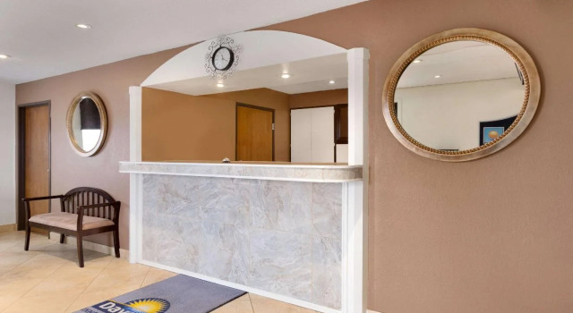 Days Inn Wallaceburg, Varaa Hotelli  