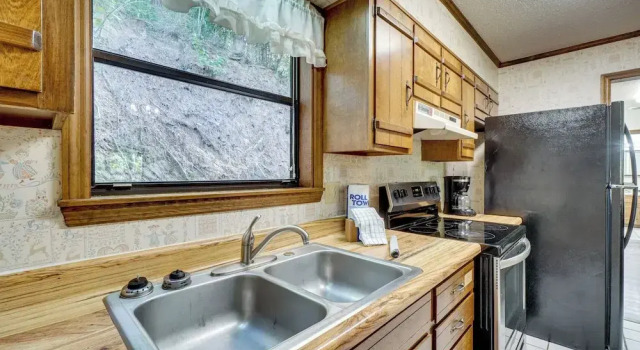 Rare 4-acre Smoky Mtn Escape: 3 Mi From Gatlinburg