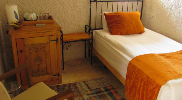 Номер Standard Serenity Cave Suites