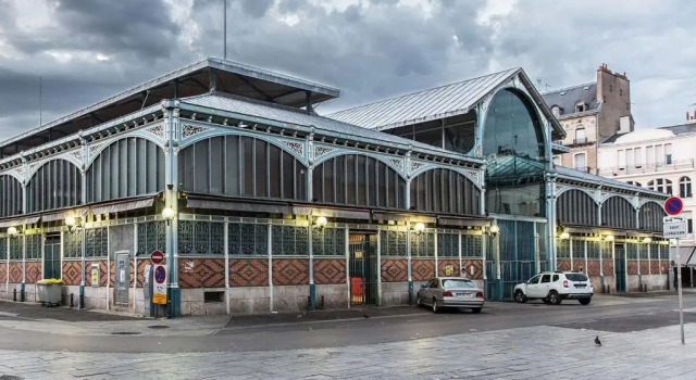 Le paradis iyedessil, Забронировать Отель Дижон Bourgogne Wine Route, рядом с CHU - Hopitaux Tramway Station