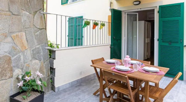 Valery House, Забронировать Отель Отели Специи 4 звезды, рядом с Le Terrazze Shopping Centre, 4*