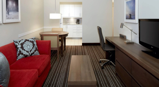 Двухместный люкс c 1 комнатой с балконом Hotel 2170 Lincoln Downtown Montreal