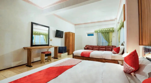 Suite familiar Sartika Hotel Mitra RedDoorz Pati