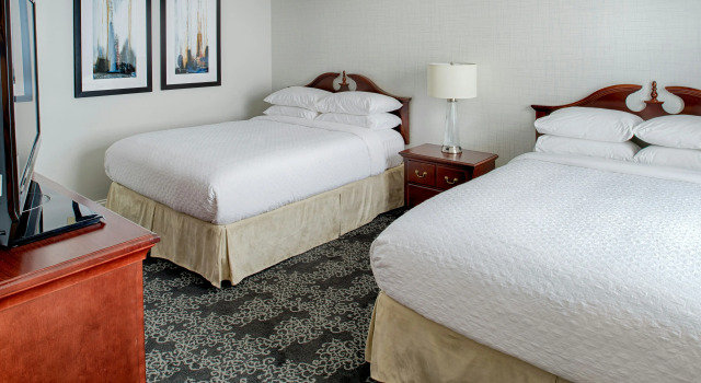 Embassy Suites by Hilton Portland Downtown, Забронировать Отель Бизнес-отели Портленда, рядом с Glazed Terra-Cotta National Historic District, 4* 5*