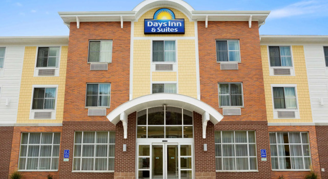 Days Inn & Suites by Wyndham Caldwell, Prenota Hotel Caldwell Ohio