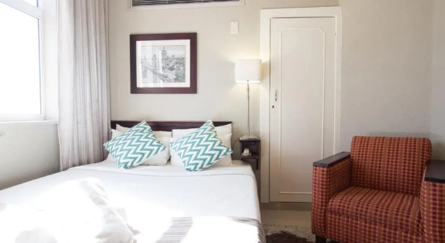 Двухместный номер Standard Albany Hotel