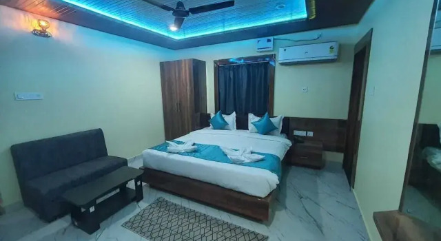 Номер Economy Hotel Swarna Lata