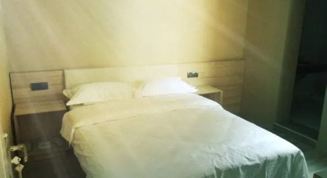 Люкс Deluxe Chaohu Zhongxin Business Hotel