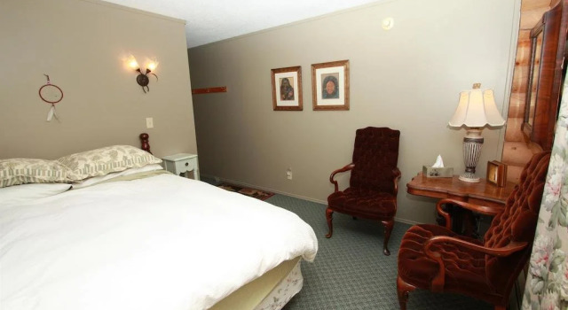 Whitewater Lodge