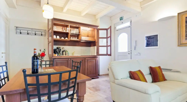 Charming apartment in Castellina in Chianti with garden