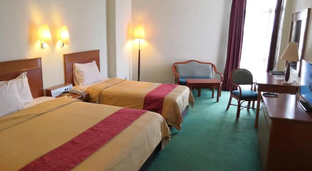 Трёхместный номер Standard Hotel Grand Continental Kuala Terengganu
