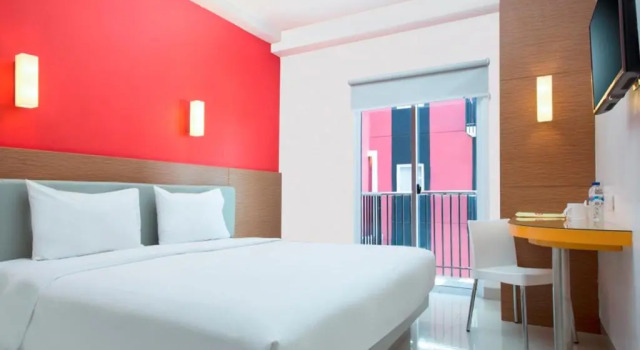 Семейный номер Standard с балконом Amaris Hotel Kupang