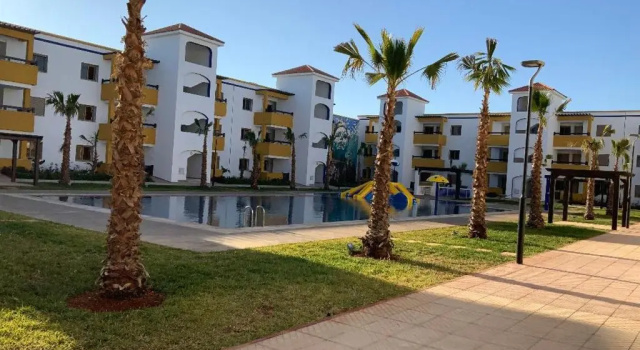 Luxueux appartement avec piscine à la Marina Saidia, Book Apartment Hotels in Saidia with a Pool, Swimming Pool