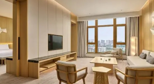 Люкс Deluxe Secan Hotel Qingdao, Curio Collection By Hilton
