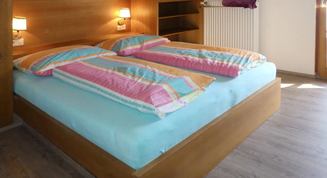Privatzimmer Kammerlander, Book Hotel Neukirchen am Grossvenediger Wildkogel Arena