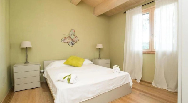 Deluxe Apartment in Villa Salvia - Cignella Resort Tuscany, Book Apartment Trequanda Crete Senesi