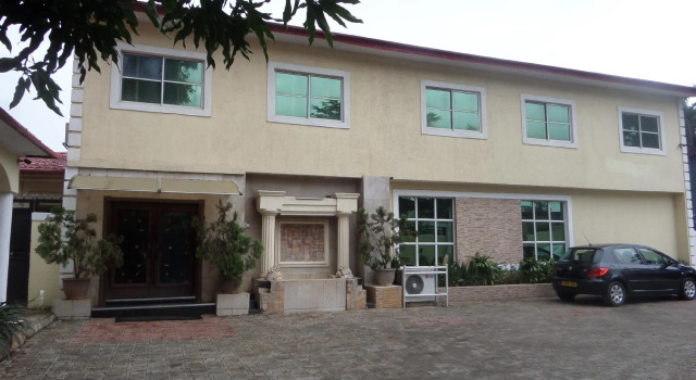Adna Hotel