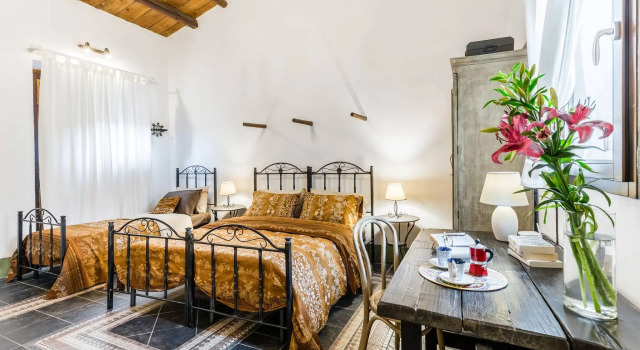 Authentic Sicilian Charm, pool, sea view, wi-fi & parking, Забронировать Вилла Коттеджи Авола, Коттедж