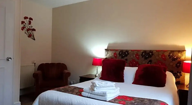 Номер Economy Edward Hotel
