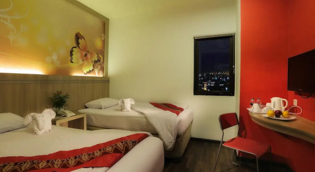 Номер Deluxe Transera Hotel Pontianak