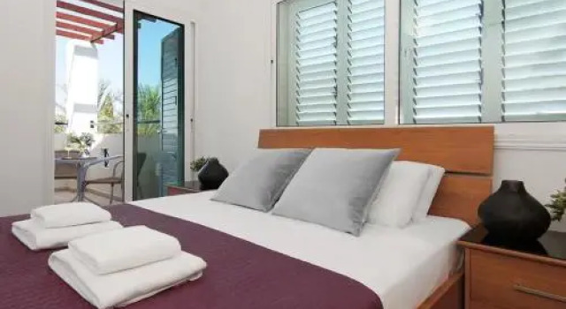 Villa Atralk8, Rezervovat Vila Hotely v Paralimni s parkováním, Parkování