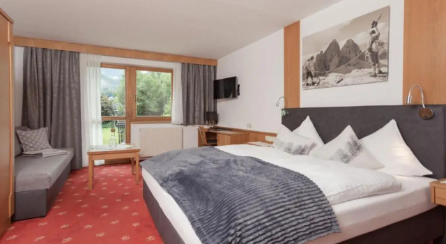 Трёхместный номер Standard Hotel Kreuz