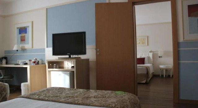 Семейный номер Standard Comfort Suites Londrina