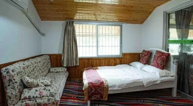 Suite simianshan Chiming Shanzhuang