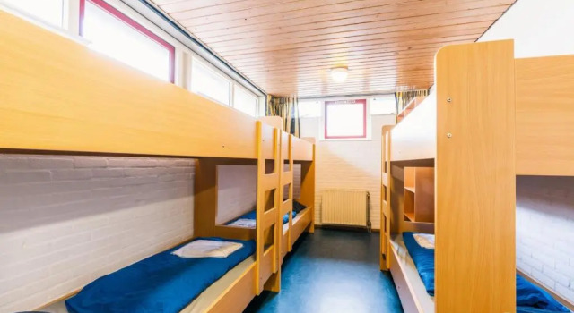 Herberg Oer 't Hout, Book Hotel Grou Frisian lakes