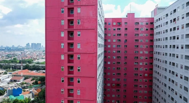 Affordable Price 2BR Green Pramuka City Apartment, Book Apartment Hotels in Jakarta with Parking, Parking