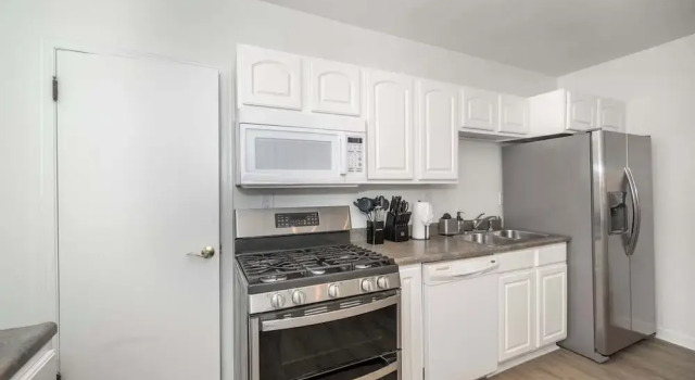 The Grand Elm Suite 1 Sleeps 4, Book Lejlighed Cincinnati Ohio