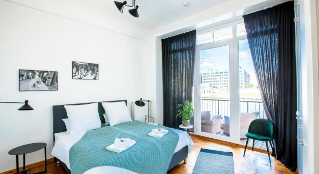 Апартаменты Family-Friendly Waterfront Loft, 3 Bedrooms, 130 M2