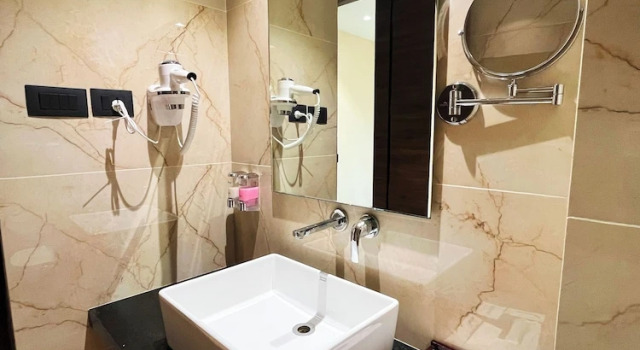 Номер Business Sachika Hotels Guwahati- Pure Veg