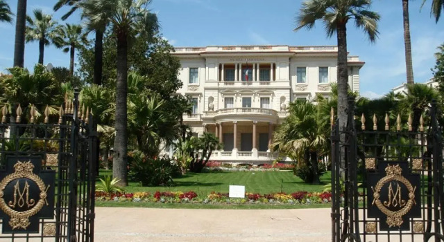 Апартаменты Palais De France by Nestor&Jeeves