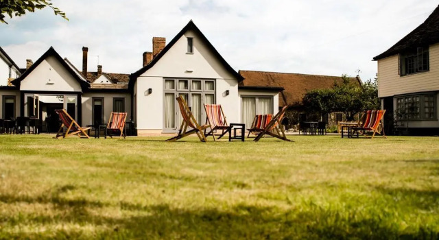 The Red Lion, Rezervovat Hotel Whittlesford Merseyside