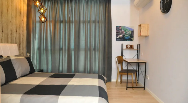 Номер Premier Lawang Suite Apartment With Balcony