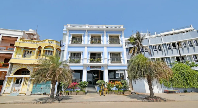 Sea Gadabout - Seaside Stays, Забронировать Отель Отели штата Тамилнада с парковкой, Парковка